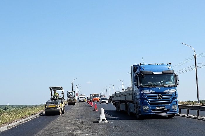 В Кировской области заключены первые контракты на ремонт дорог в 2021 году