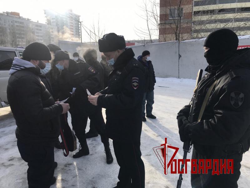В Челябинске при содействии ОМОН  проведены рейды по проверке соблюдения миграционного законодательства