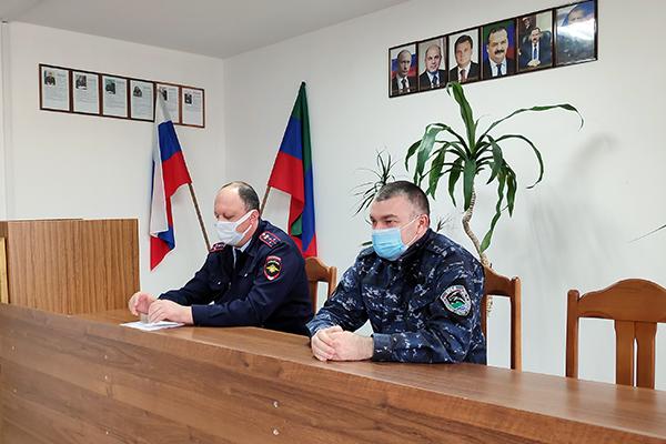 В отделе специального назначения УФСИН прошла встреча личного состава с представителем УГИБДД