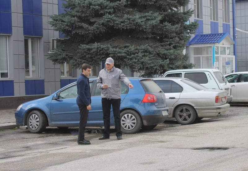 Народный фронт совместно с мэрией Нальчика зафиксировал дефекты дорожного покрытия на отмеченных горожанами улицах