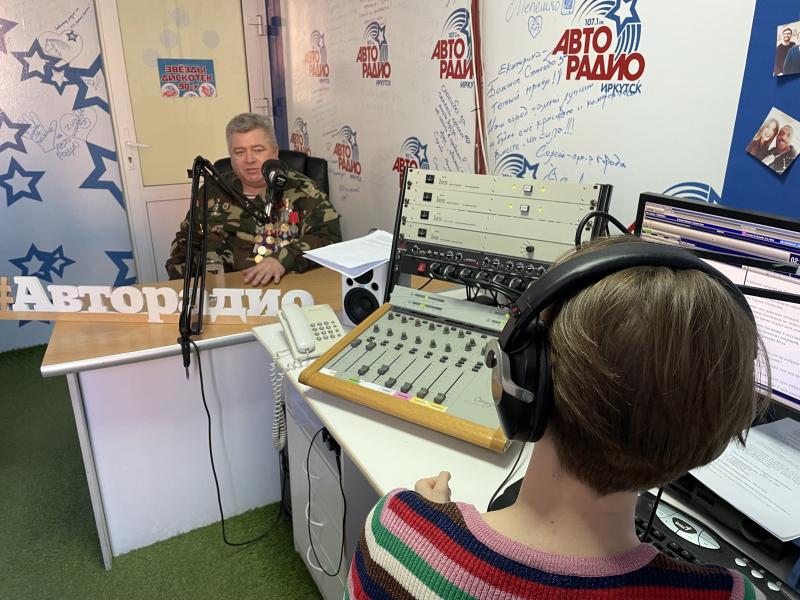Ветеран иркутского СОБРа рассказал о героических поступках сослуживцев в эфире «Авторадио»