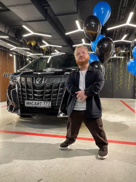 Резидент Insight People Алексей Савко стал владельцем автомобиля за 12 млн рублей