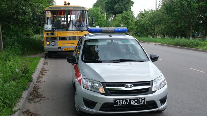 Росгвардия взяла под охрану школьные автобусы в Курской области