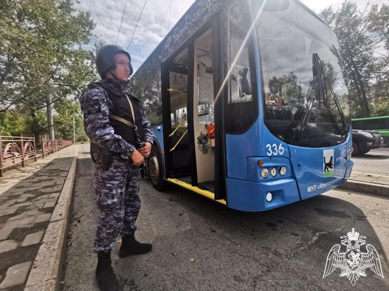 Сотрудники Росгвардии взяли под охрану общественный транспорт в Братске