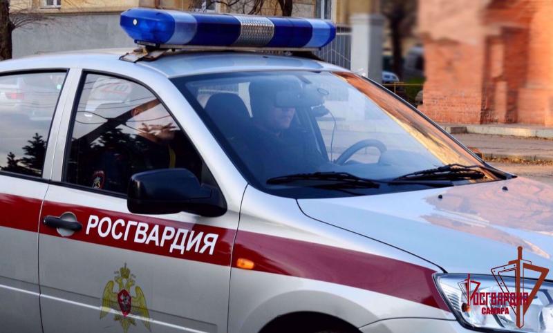 В Сызрани росгвардейцы разыскали джип, скрывшийся с места ДТП