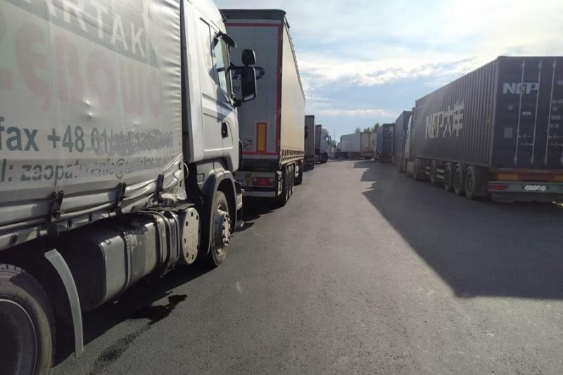 Новосибирские грузоперевозчики ждут запросы от дилеров на отзыв китайских фур