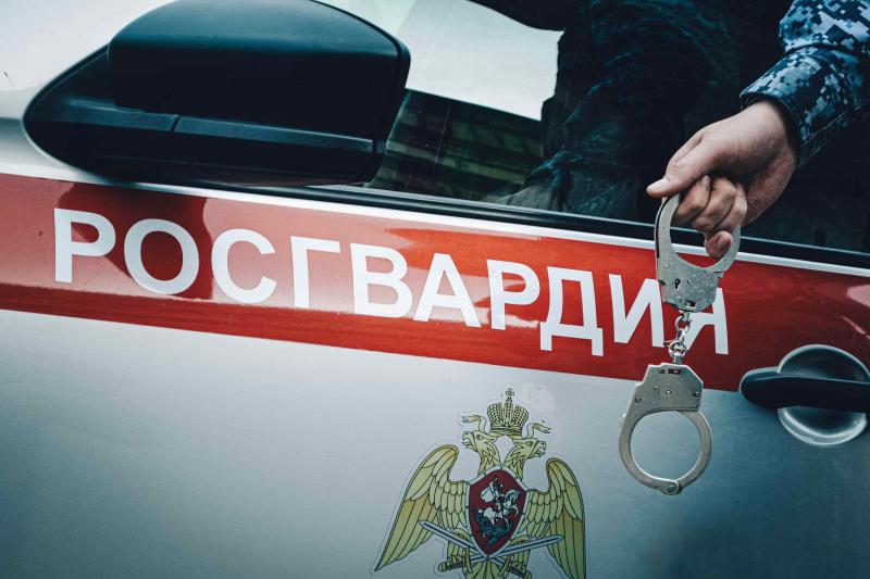 Кемеровские росгвардейцы пресекли противоправные действия на АЗС