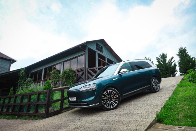 Лидарная подвеска против сочинских серпантинов: как технологии премиум-сегмента меняют поездки