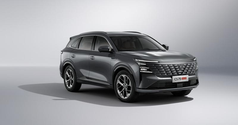 Новый CHANGAN CS75PLUS с полным приводом (AWD) выходит на российский рынок: старт программы предзаказов